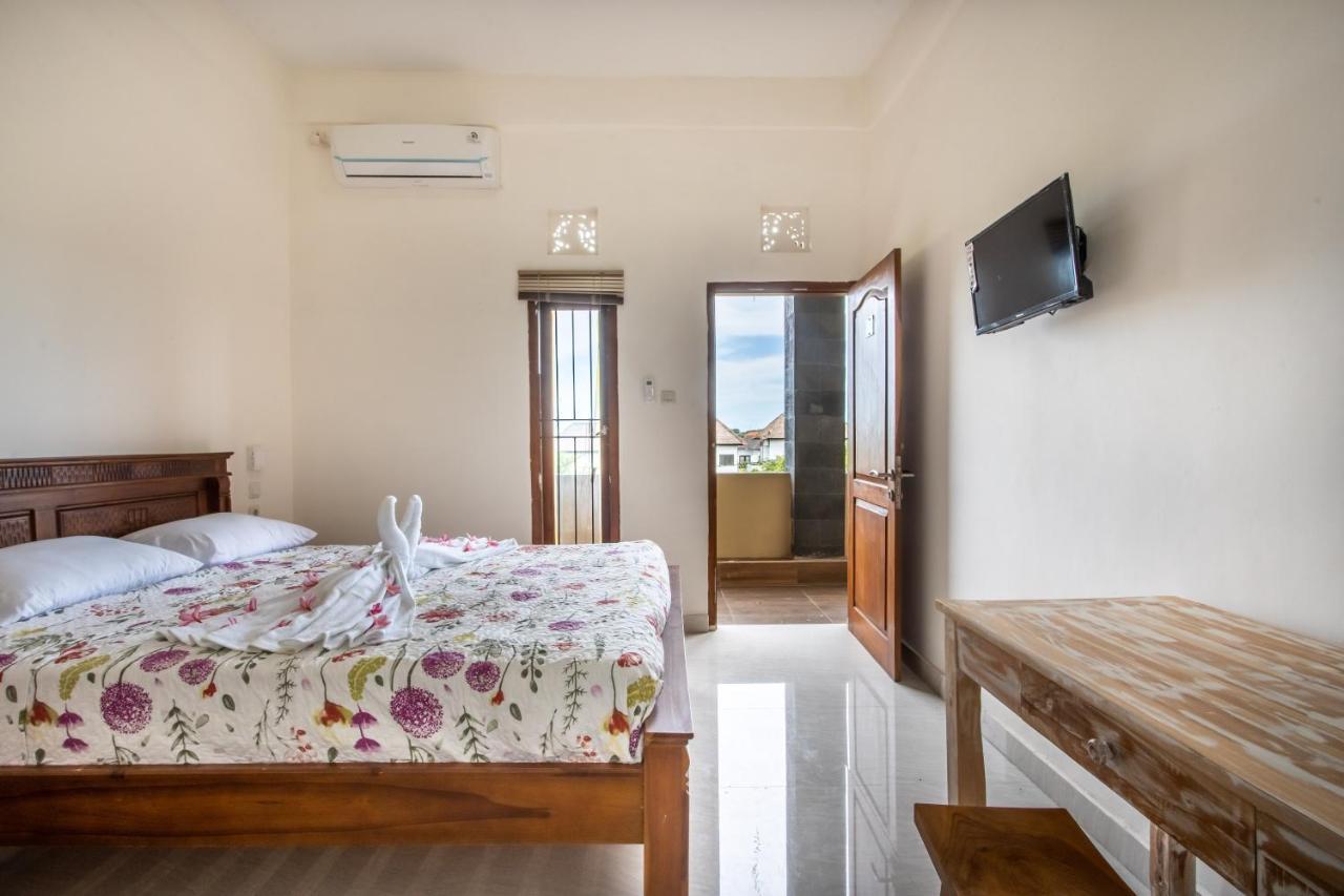 Lavanda Guesthouse/Homestay จิมบาราน ภายนอก รูปภาพ