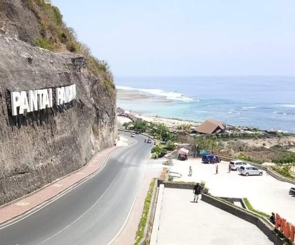 Lavanda Guesthouse/Homestay จิมบาราน ภายนอก รูปภาพ